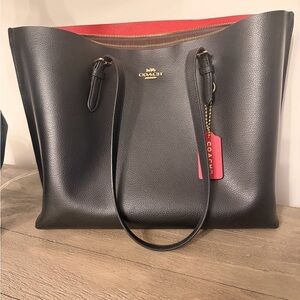 Excellent Condition Coach Black and Red Leather Tote Bag